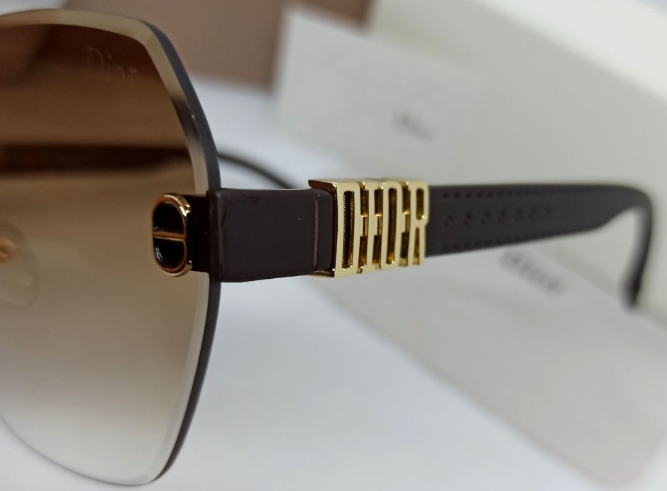 Жіночі брендові окуляри безправні коричневий градієнт із золотим лого Київ - фото 1