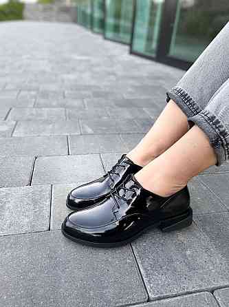 Виконт Туфлі жіночі VIKONT 70-47-42 чорні (весна-осінь, шкіра лакована) (4796) Коломия