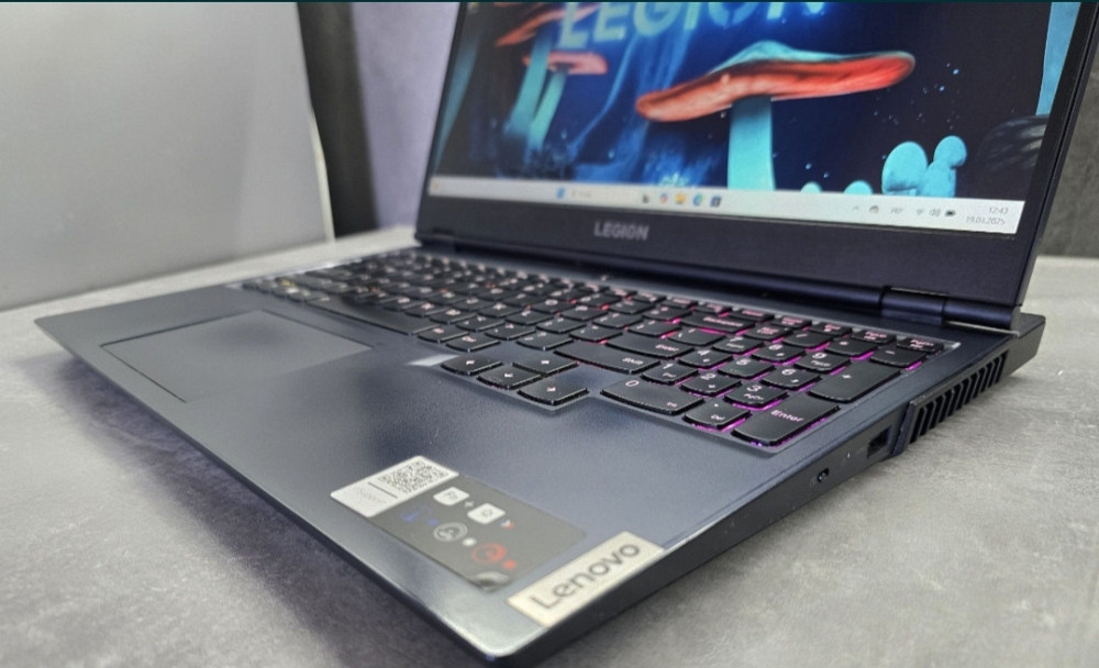 Ігровий Ноутбук Lenovo Legion 5 15ACH6H 82JU00APUS Київ - фото 7
