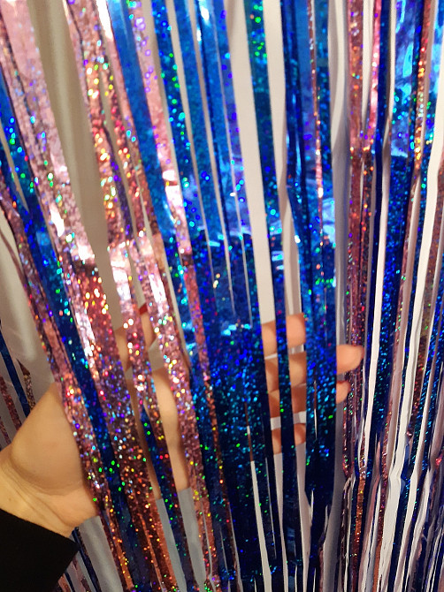 Дождик для фотозоны с голограммой 3 м на 1 м сине-розовый Киев - изображение 2