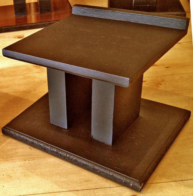 Стойка под акустику 