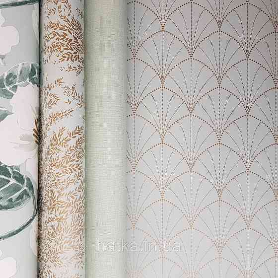 Шпалери вінілові на флізелін Caselio The Place to bed 0.53х10 м геометрія фігури смуги золотом на салатовому Київ