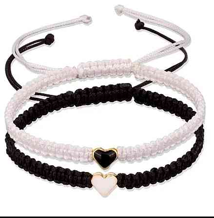 Набор плетёных браслетов с сердцем чёрно-белый, регулируемый Киев