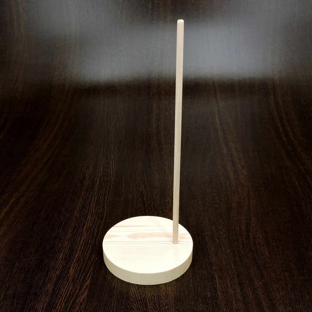 Подставка для кукол 