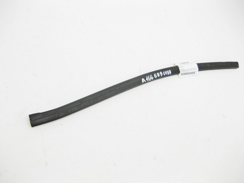 Mercedes-Benz  A1666890198 Ущільнювач на панелі під радіатор нижній ML/GLE W166 GL/GLS X166 Одеса - фото 1