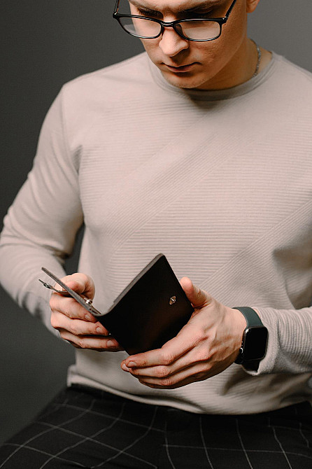 Мужское портмоне из натуральной гладкой кожи SR014 (Коричневый) Сумы - изображение 11