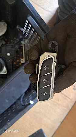 Блок кнопок памяти сидений на переднюю правую дверь для KIA Sorento Prime 2014–2018 годов. Киев