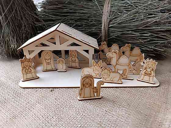 Сувенірний різдвяний  вертеп з фігурками 29/12/12 см Ірпінь