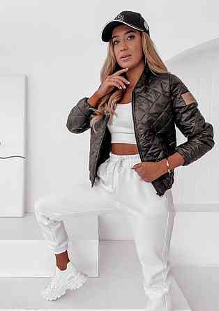 Жіноча коротка стьобана куртка без капюшона плащівка з водовідштовхувальним просоченням з утепленням силікон Чорний, 46/48 Одеса