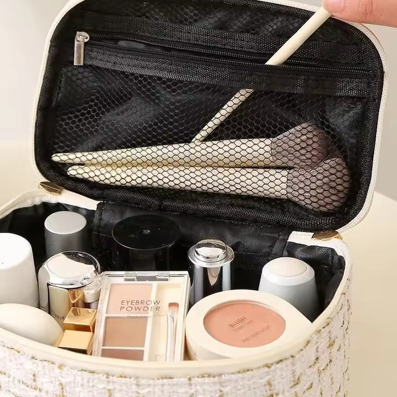 Косметичка женская винтажная, дорожная, белая Каменец-Подольский - изображение 2