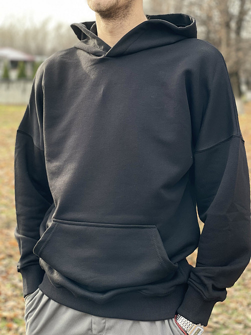 Чёрное худи унісекс - 