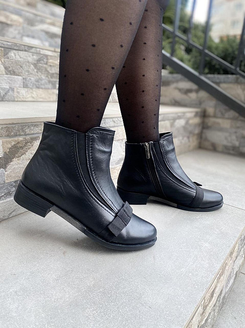 Maxi Черевики жіночі Maxi чорні натуральна шкіра 36-38 (1076) Коломыя - изображение 4