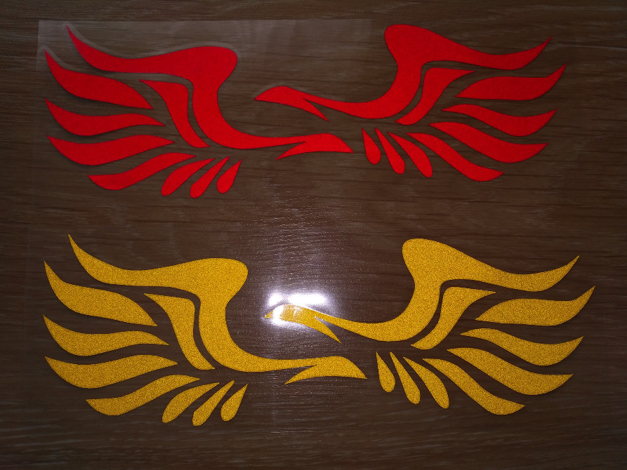 Наклейки Крила на авто Жовтий та Червоний світлоотра Київ - фото 4