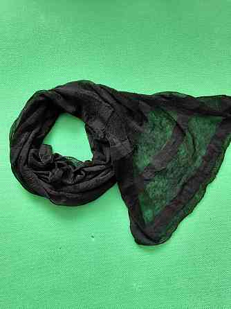 Капроновый шарф С ДЕФЕКТОМ (половина шарфа идет гармошечкой) - размер шарфа приблизительно 140*35см Киев