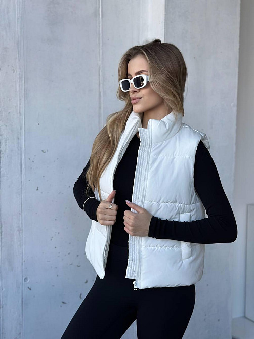 Жіноча тепла жилетка на блискавці плащівка емі на силіконі Білий, 46/48 Одеса - фото 5