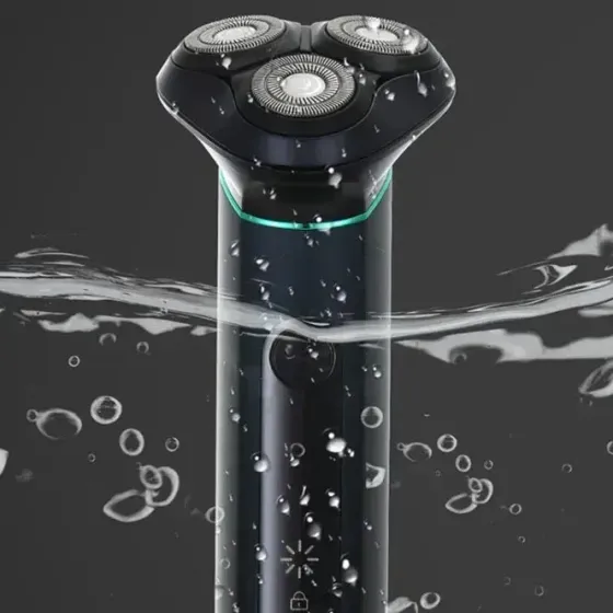 Аккумуляторная электробритва VGR V-310 для влажного и сухого бритья с тремя головками IPX7 Коломыя