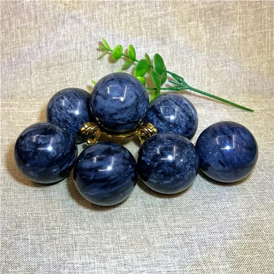 Натуральна куля з кварцу 35 - 40 мм. – полірована сфера Київ