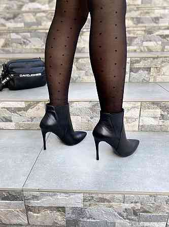 SANTINI Черевики жіночі шкіряні на шпильці 11 см. демісезонні чорні 70543-11 / Черевики з натур Коломыя