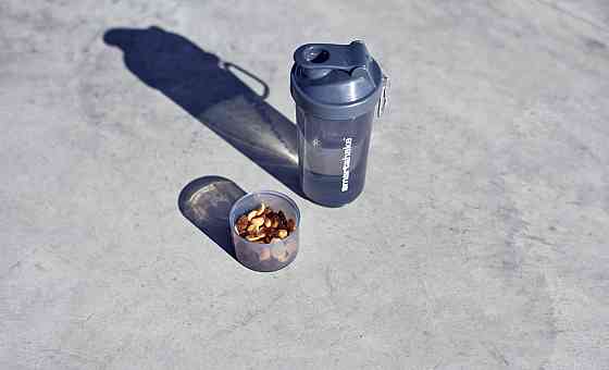 Шейкер спортивний SmartShake Slim 500ml Gray Каменское