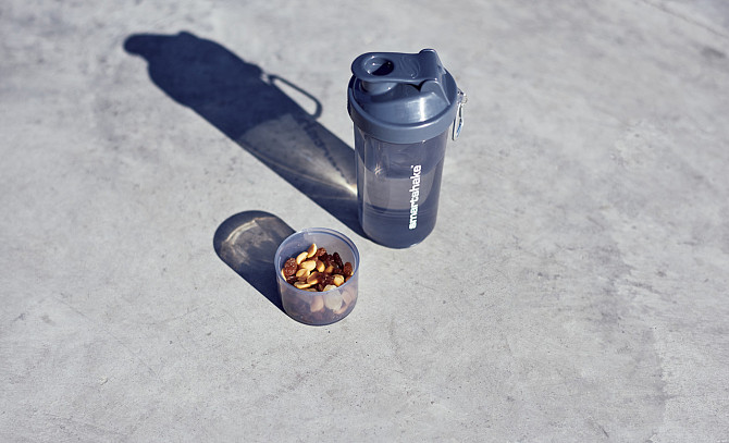 Шейкер спортивний SmartShake Slim 500ml Gray Каменское - изображение 5