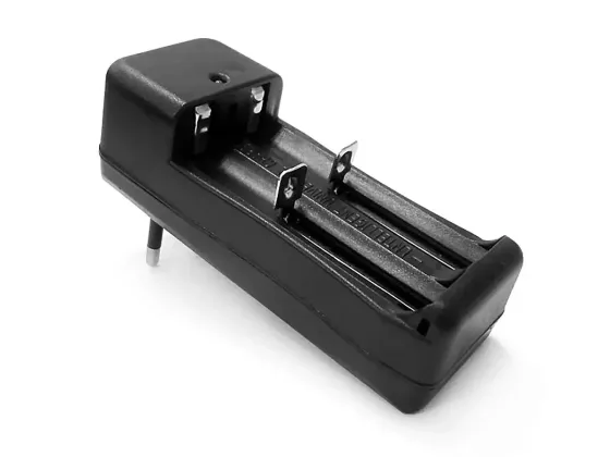 Зарядное устройство 220В 1000мА для аккумуляторов 3,7В 2×18650 Charger Double с двойным слотом и защитой Одесса