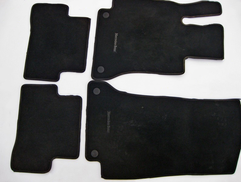 Mercedes-Benz  A2056800404 9J74 Комплект чорних килимків салону C-Class W205 Одеса - фото 1