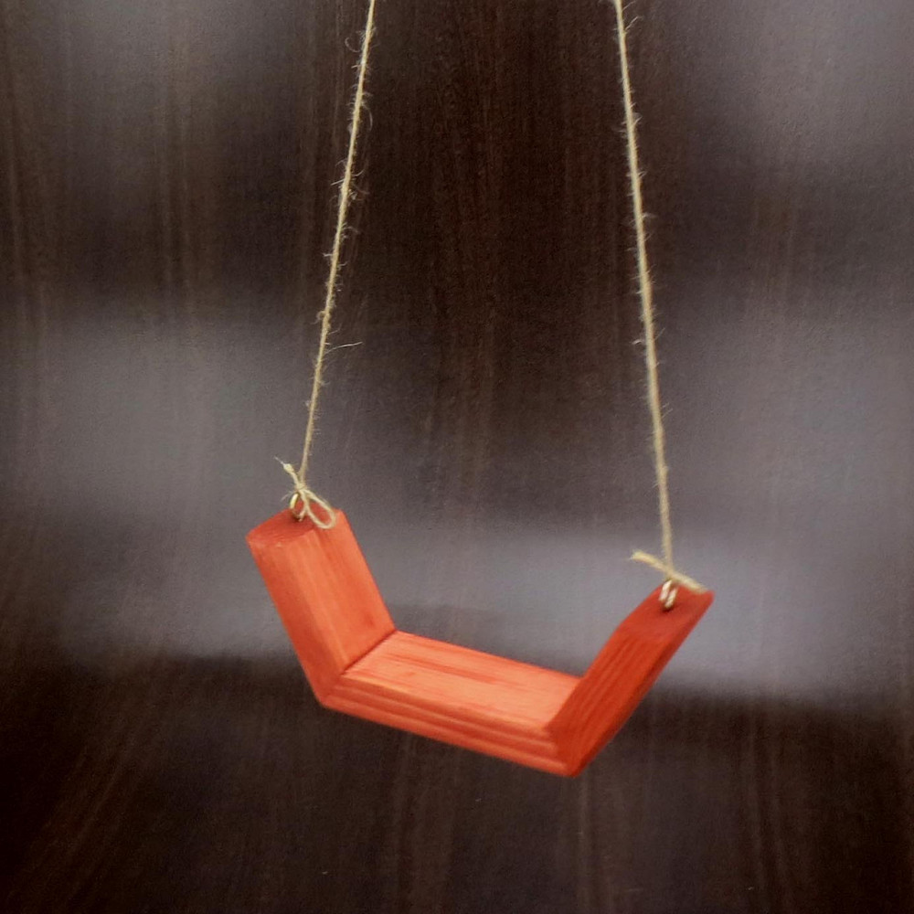 Полка настенная для цветов 