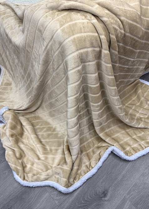 Плед двосторонній 155х200 см (+-5см) рельєфний із штучною овчиною Пісочний з білим (87-073) Київ - фото 8