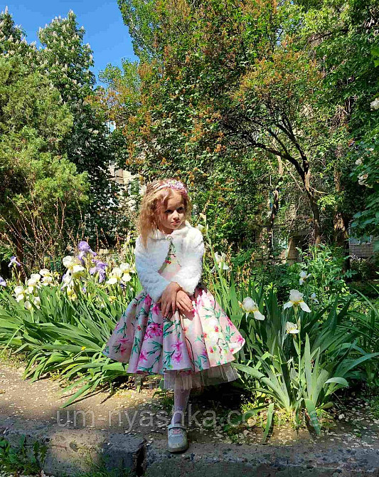 Пышное нарядное платье с цветами для образа Весны или в ретро стиле 