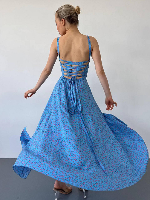 Женское романтичное платье макси на бретелях с разрезом штапель 42/44, Голубой Одесса - изображение 7