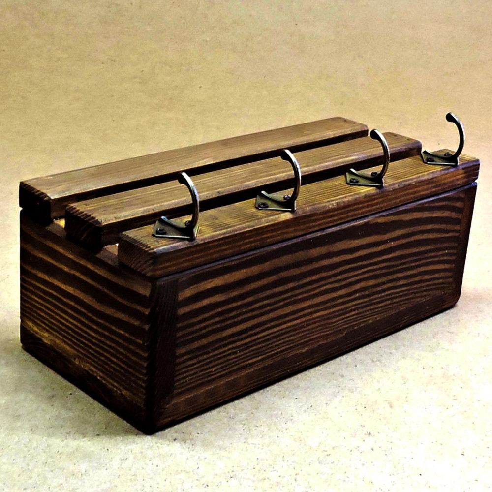 Ключница деревянная 