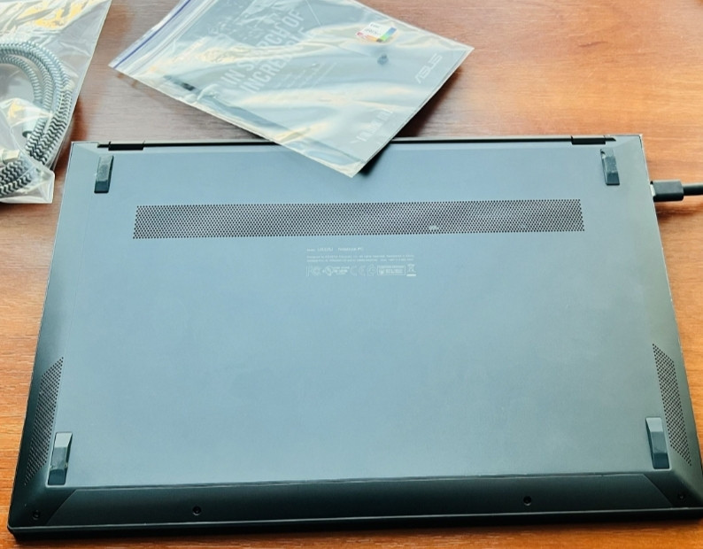 Ультрабук: ASUS UX325 (Самоліт) Зарядка на Tyre — C Київ - фото 5