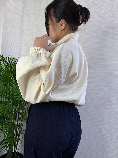 Жіночий стильний повсякденний костюм-двійка з мікровельвету Білий, 46/48 Одеса - фото 5