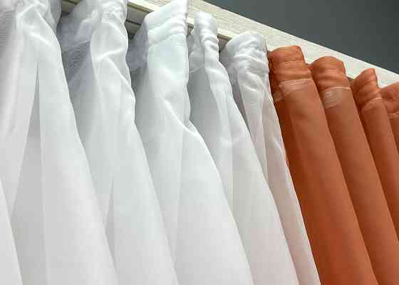 Кухонные шторки VR-Textil № 096к с подвязками коралловый с белым 400х170 см (52-1193) Киев