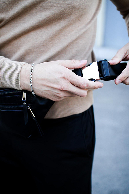 Чоловіча сумка-бананка на пояс з натуральної гладкої шкіри SKILL (Чорна) Суми - фото 9