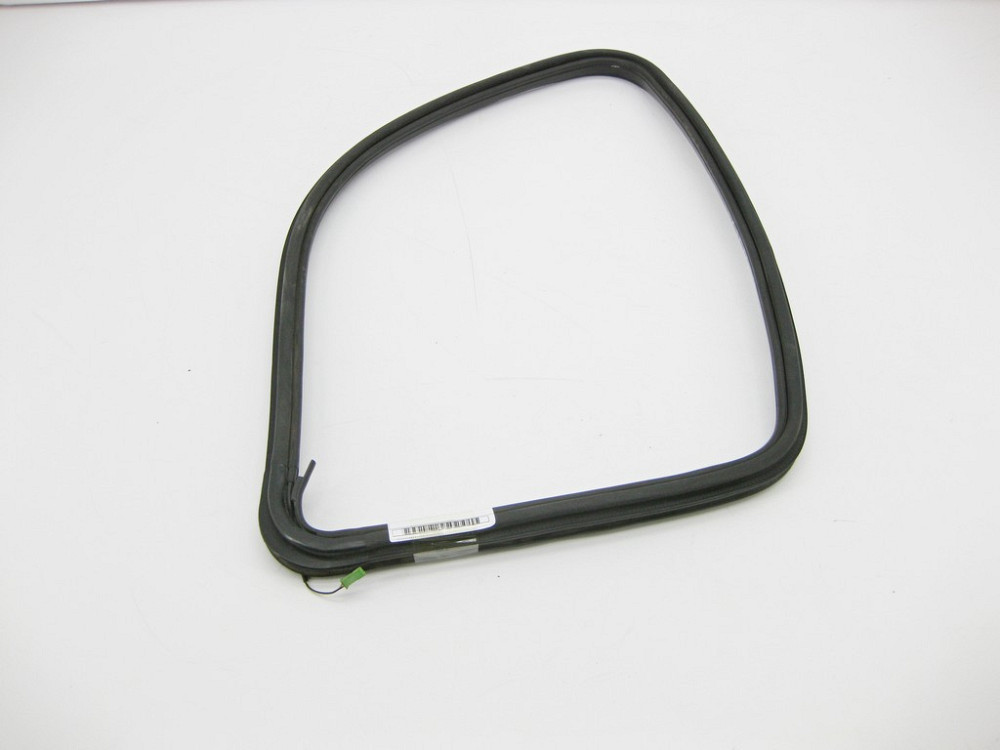 Mercedes-Benz  A1646701339 Ущільнювач лівої кватирки заднього крила GL X164 Одеса - фото 1