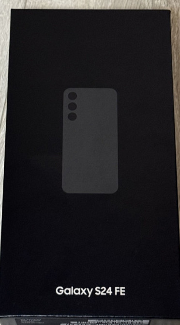 Смартфон Samsung Galaxy S24 FE 8/128Gb. Graphite.SM-S721B/DS Київ - фото 2