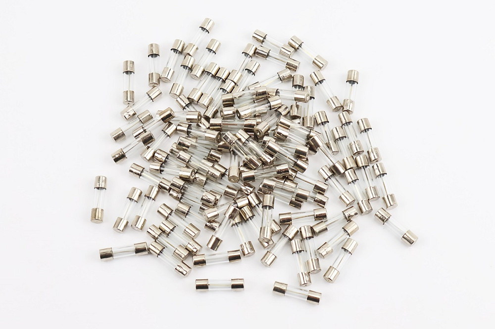 Запобіжник 15A 100шт Киев - изображение 1