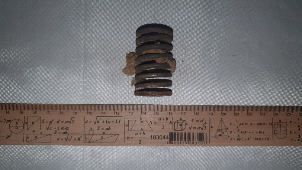 Пружина сжатия 26.8х45х3.2 мм. СССР. Харьков - изображение 1