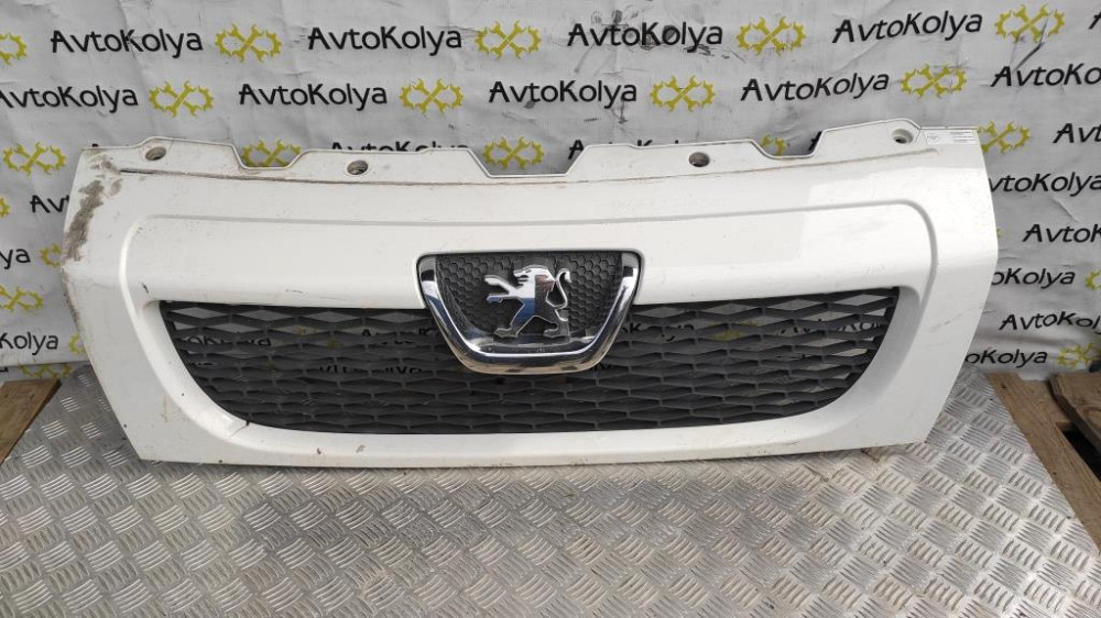 Решітка бампера Peugeot Boxer 2006-2013 (1308068070) Ковель - фото 1