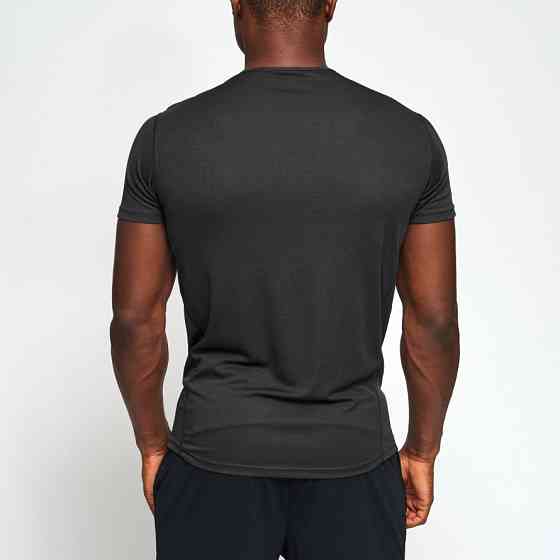 Футболка Leone Logo Black M Кам'янське