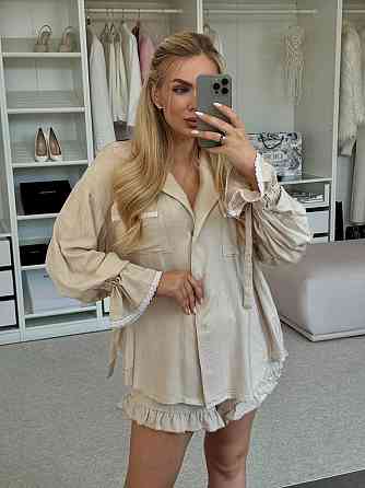 Жіночий літній костюм-двійка: сорочка та шорти з рюшами льон Беж Одеса