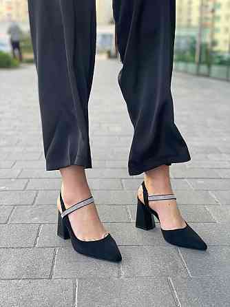 Meideli Жіночі босоніжки чорні із закритим носком літні з еко-замші MEIDELI -1 р. 36-40 Коломыя