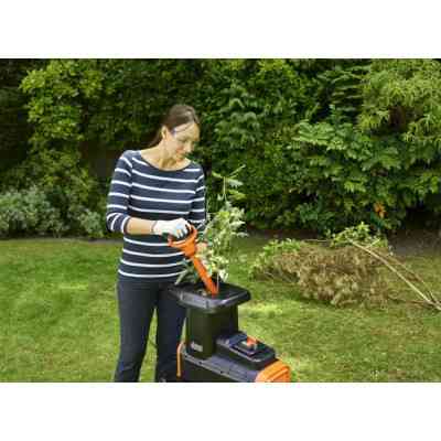 Садовый измельчитель Black&Decker 2.8 кВт, макс. 45 мм, фреза, 45 л (BEGAS5800) Винница