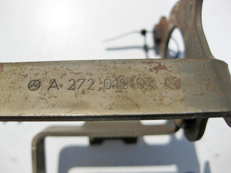 Mercedes-Benz  A2720100540 Кронштейн датчика рівня масла в піддоні двигуна M272 V6 3.0 3.5л S-Class W221 Одесса - изображение 4