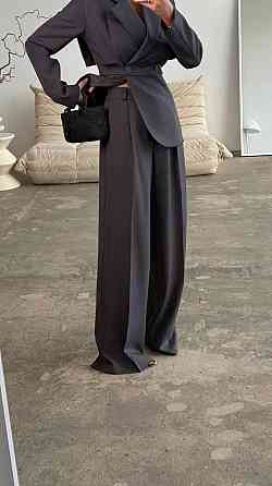 Жіночий стильний костюм для штанів: піджак і штани костюмка Графіт, 46/48 Одеса