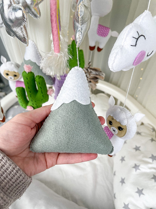 Дитячий музичний мобіль на ліжечко для немовлят WooolyWool «Лама-бохо» з 35 мелодіями Київ - фото 9