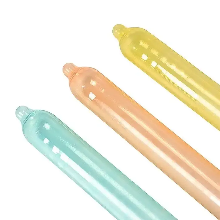 Презервативи Recare Color Fruit Flavour Condoms 12 шт, аромати: м'ята, банан, полуниця Львів - фото 4