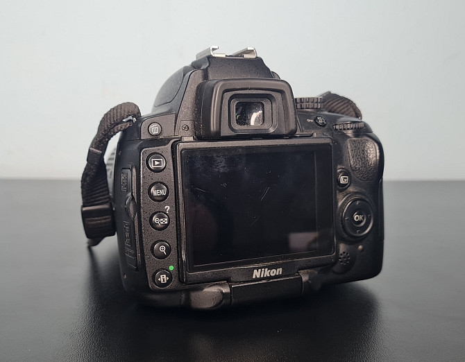 Дзеркальний фотоапарат Nikon D5000 + kit об'єктив 18-55 + сумка + SD 64GB Клевань - изображение 3