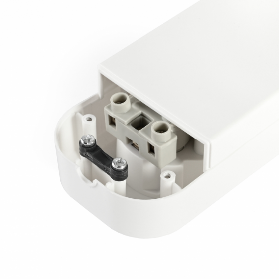 Подовжувач із заземленням 3 розетки 3м d1,5мм білий Standard Titanum Житомир